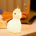 مصباح ليلي سيليكوني على شكل وحيد القرن، متغير الألوان - يعمل باللمس - Image 4