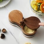 وعاء ملح وسكر 2 في 1 مصنوع من خشب الأكاسيا مع غطاء - Image 6