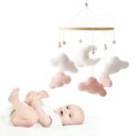 لعبة معلقة للأطفال من الخشب واللباد بألوان محايدة - ديكور غرفة الأطفال - Image 4